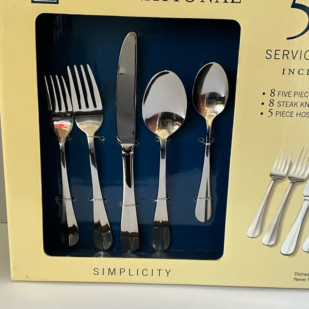 INTERNATIONAL Simplicity 53 piece set, silver - Picture 3 of 11